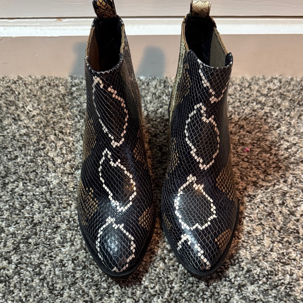 Crown Vintage Snakeskin Ankle Boots